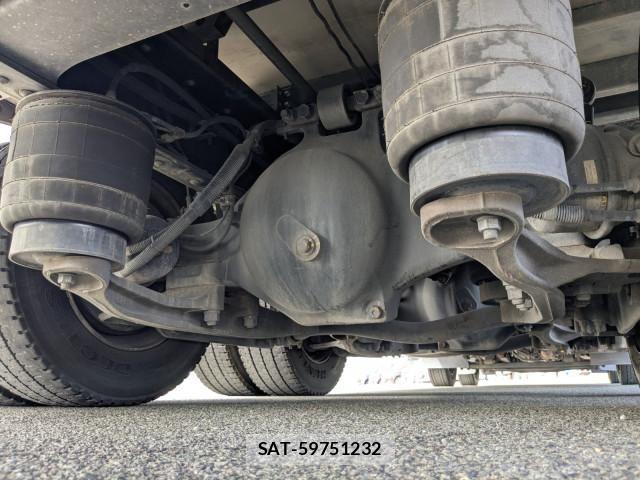 Hino PROFIA 2017-02 7963385-19