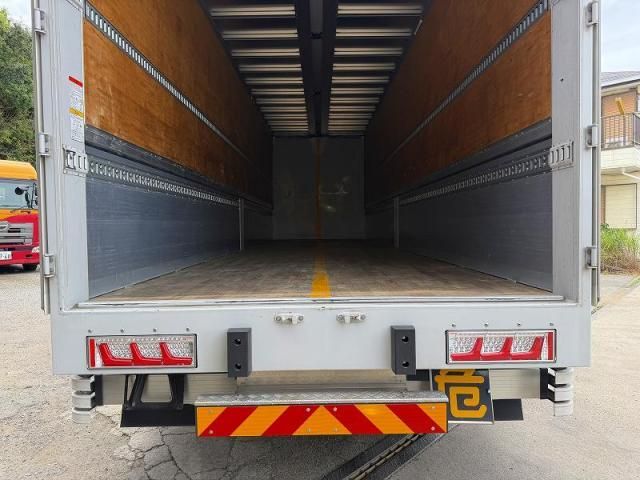 Hino PROFIA 2024-05 8060600-13