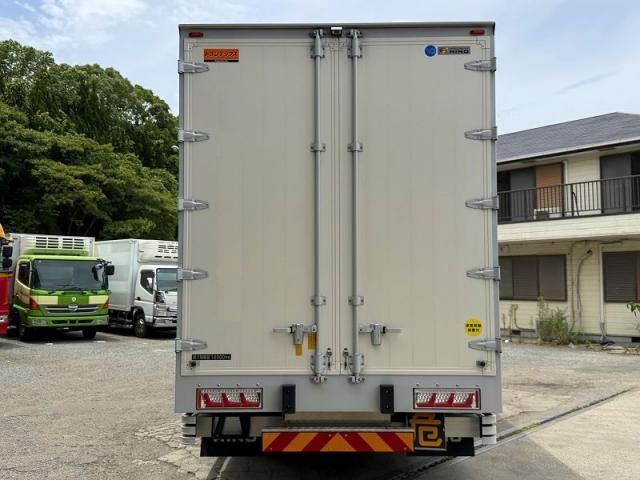 Hino PROFIA 2024-05 8060600-4