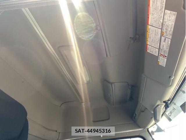 Hino PROFIA 2017-10 8073823-12