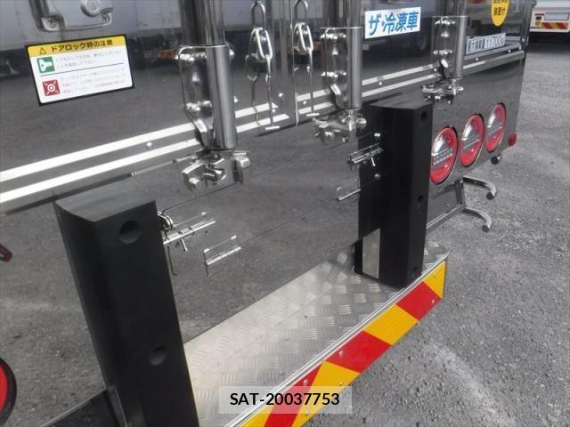 Hino PROFIA 2026-01 8075243-17