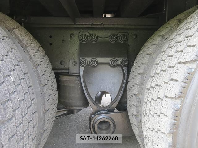 Hino PROFIA 2013-12 8101436-10