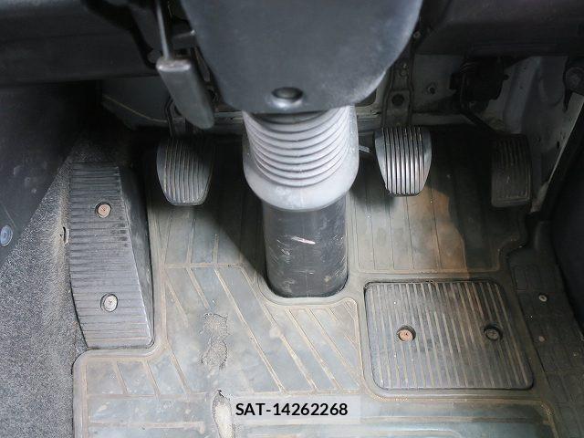 Hino PROFIA 2013-12 8101436-17