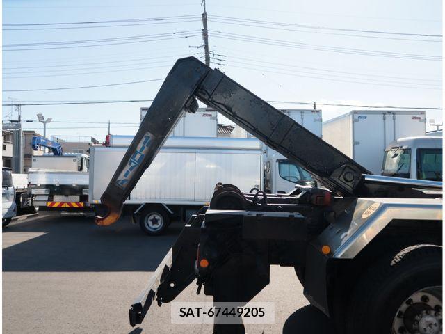 Hino PROFIA 2009-03 8132010-9