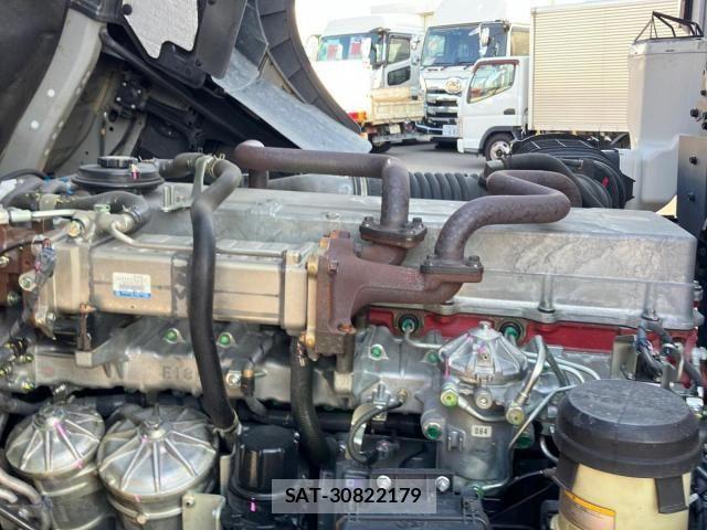 Hino PROFIA 2021-09 8146482-15