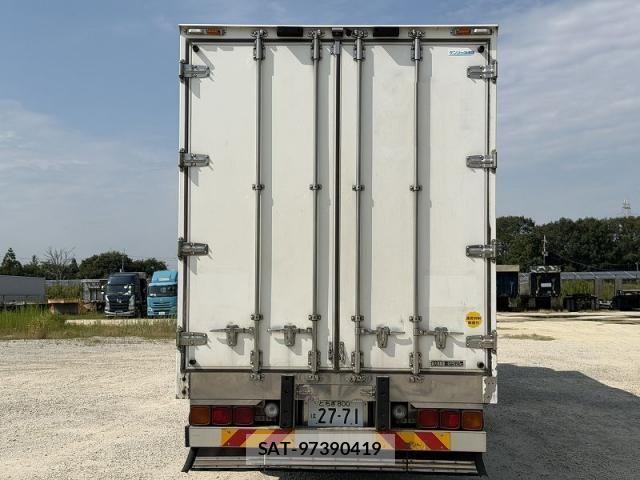 Hino PROFIA 2016-02 8159071-4
