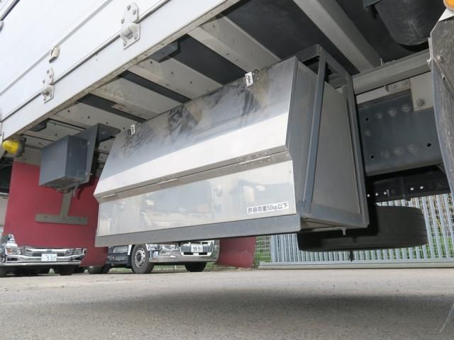 Hino PROFIA 2019-07 8186409-17