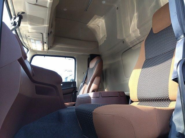 Hino PROFIA 2018-10 8186408-20