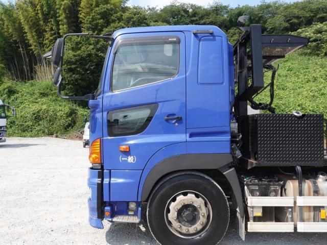 Hino PROFIA 2015-05 8186412-7