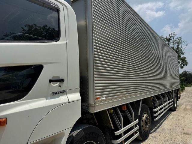 Hino PROFIA 2017-03 8186419-14