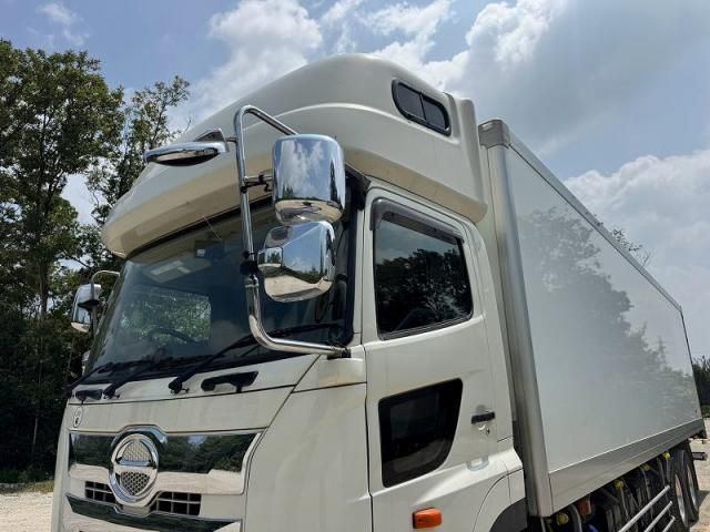Hino PROFIA 2018-04 8186411-12