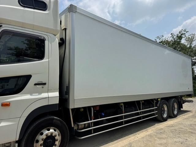 Hino PROFIA 2018-04 8186411-13