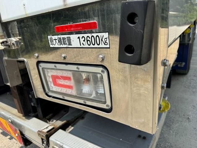 Hino PROFIA 2018-04 8186411-19