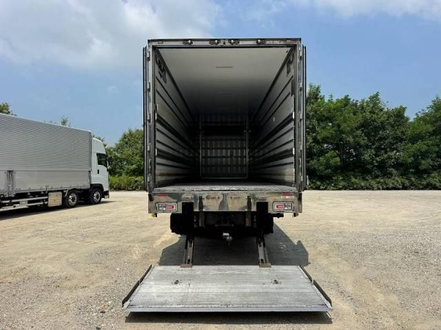 Hino PROFIA 2018-04 8186411-20