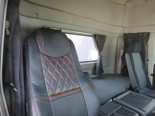 Hino PROFIA 2014-12 8186410-29