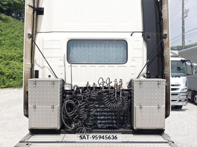 Hino PROFIA 2020-10 8209720-13
