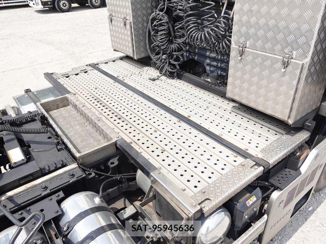 Hino PROFIA 2020-10 8209720-14