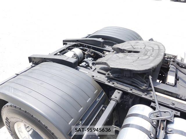 Hino PROFIA 2020-10 8209720-15