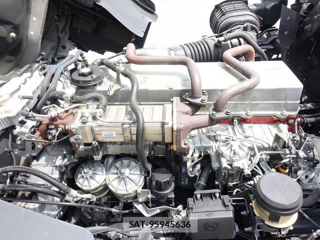 Hino PROFIA 2020-10 8209720-23