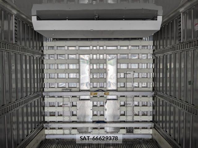 Hino PROFIA 2020-05 8231419-20