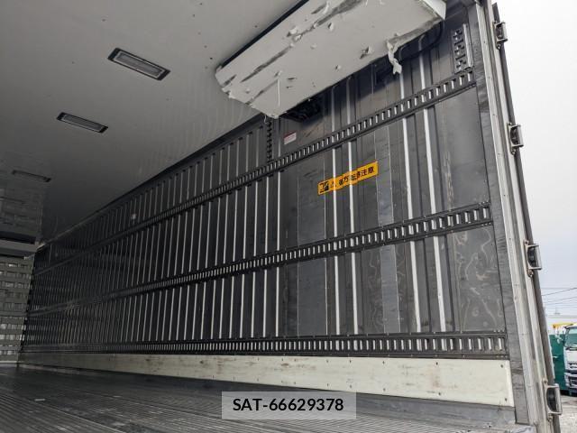 Hino PROFIA 2020-05 8231419-22