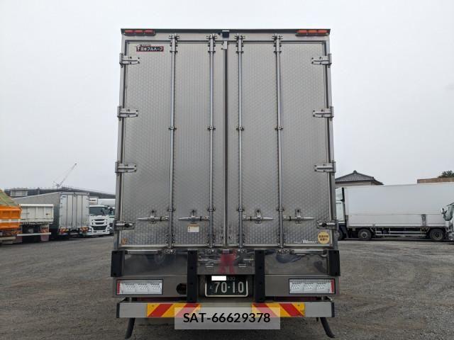 Hino PROFIA 2020-05 8231419-4