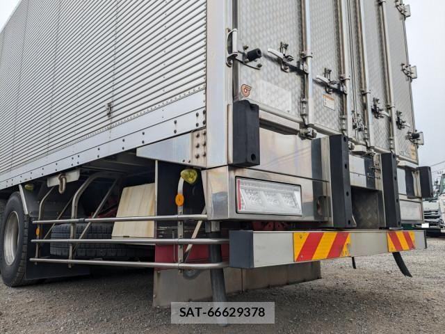 Hino PROFIA 2020-05 8231419-6