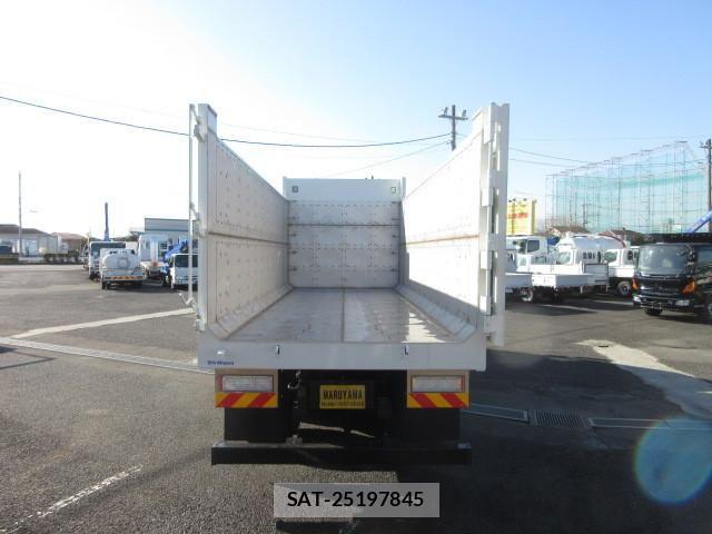 Hino PROFIA 2025-12 8231416-10