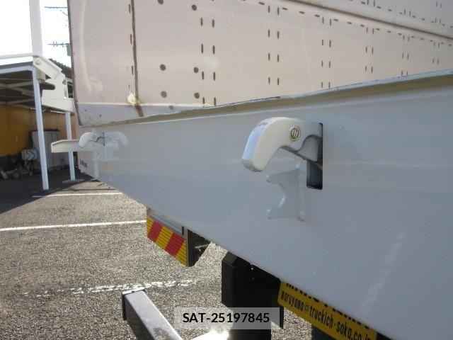 Hino PROFIA 2025-12 8231416-14