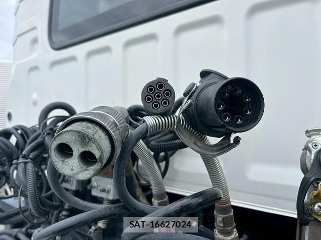 Hino PROFIA 2021-07 8231422-13