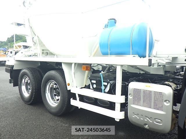 Hino PROFIA 2016-03 8231418-8