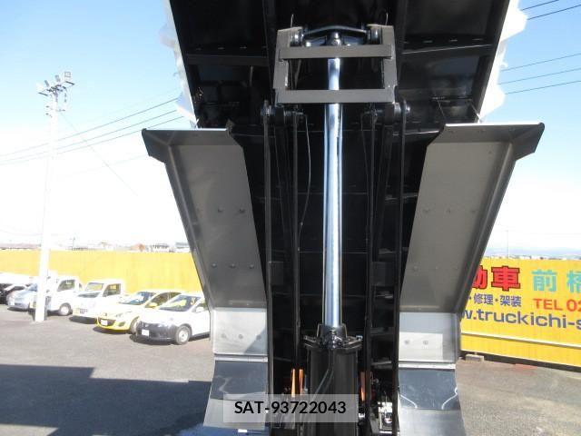Hino PROFIA 2025-12 8231414-15