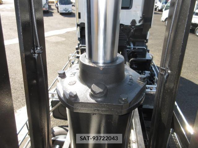 Hino PROFIA 2025-12 8231414-17