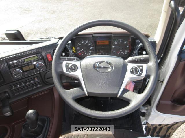 Hino PROFIA 2025-12 8231414-21