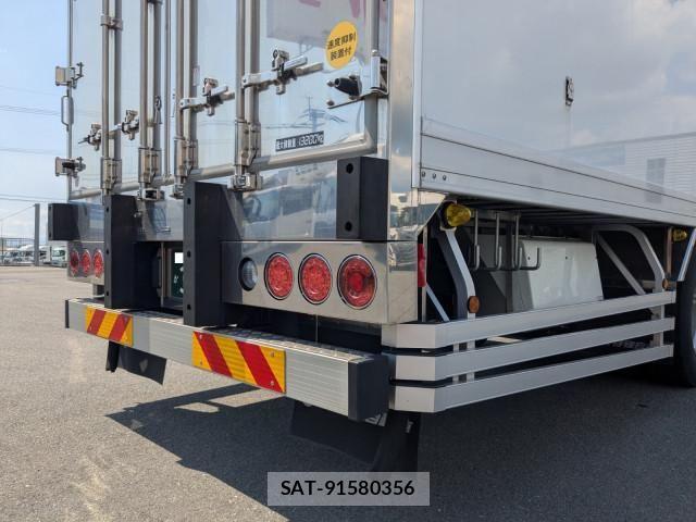 Hino PROFIA 2024-07 8231417-5