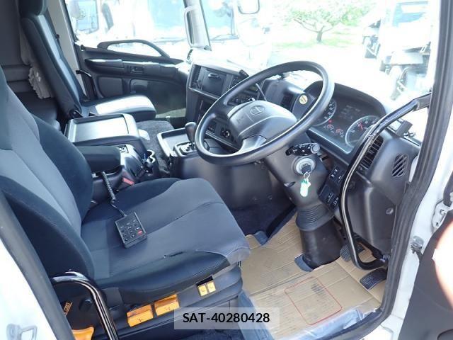 Hino PROFIA 2013-07 8231429-10