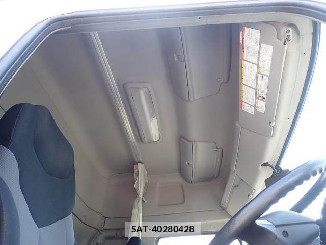 Hino PROFIA 2013-07 8231429-11