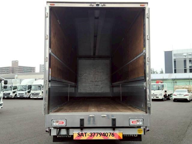 Hino PROFIA 2021-03 8231420-21