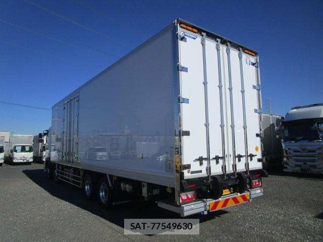 Hino PROFIA 2025-12 8231411-2