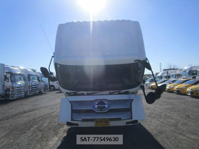 Hino PROFIA 2025-12 8231411-7
