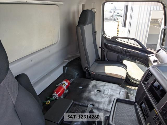 Hino PROFIA 2014-06 8231430-7