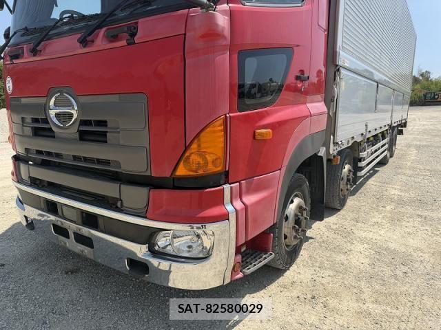 Hino PROFIA 2016-05 8246432-10