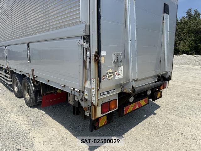 Hino PROFIA 2016-05 8246432-12