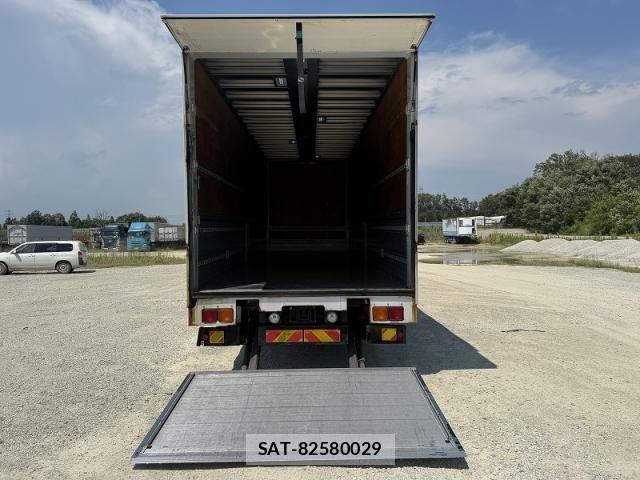 Hino PROFIA 2016-05 8246432-19