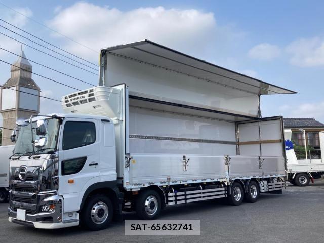 Hino PROFIA 2025-11 8246429-0