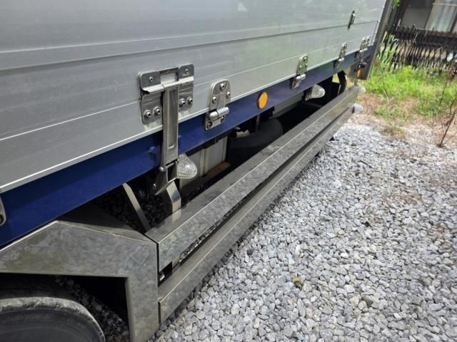 Hino PROFIA 2018-06 8311131-13