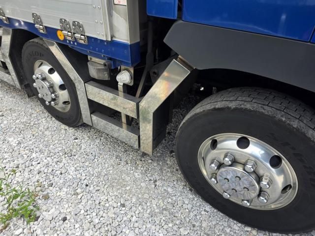 Hino PROFIA 2018-06 8311131-28
