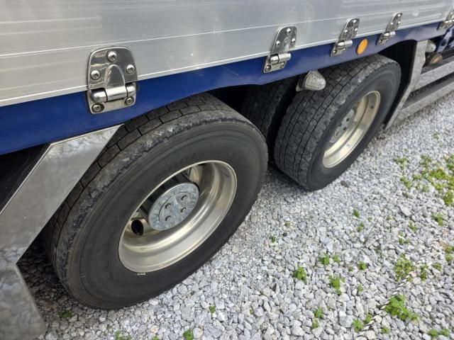 Hino PROFIA 2018-06 8311131-29