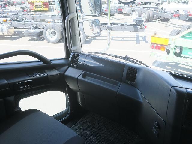 Hino PROFIA 2016-03 8311137-13