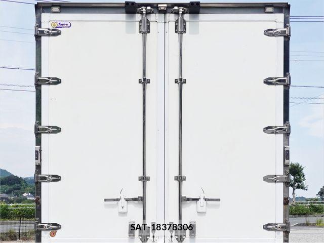 Hino PROFIA 2020-06 8316611-6